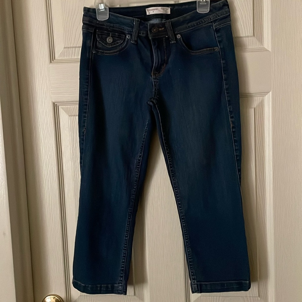 No boundaries denim capri jeans size 9 like brand new